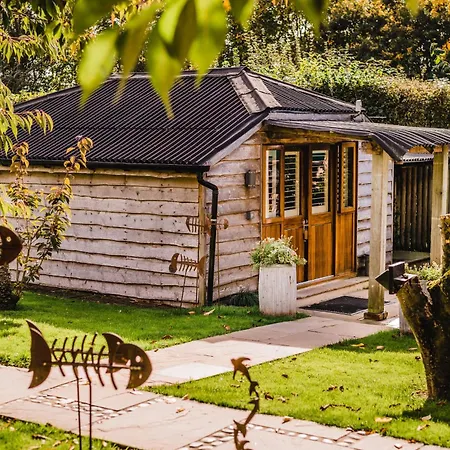 Lower Barns 5*