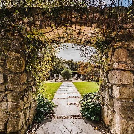 Bed & Breakfast Lower Barns 5*